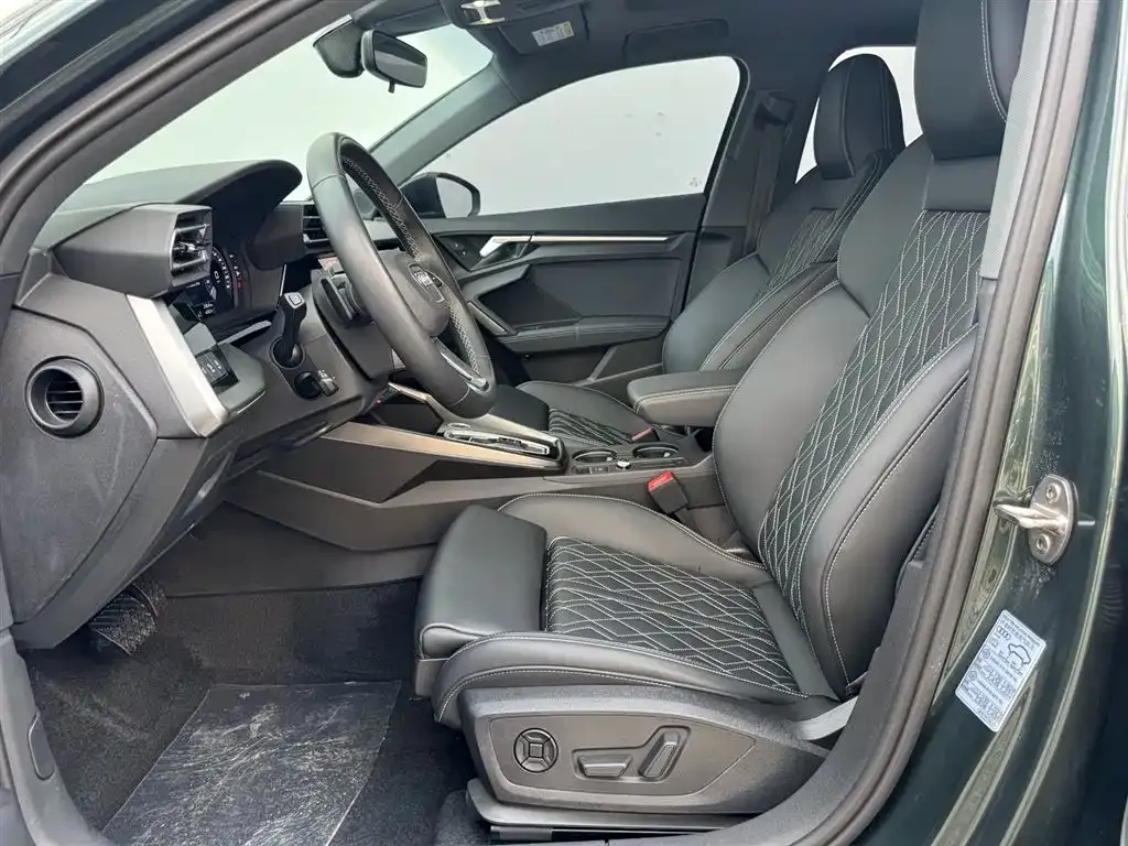 Audi A3 — фото 2