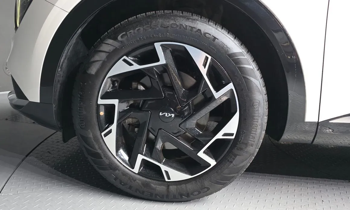 Kia Sportage — фото 8