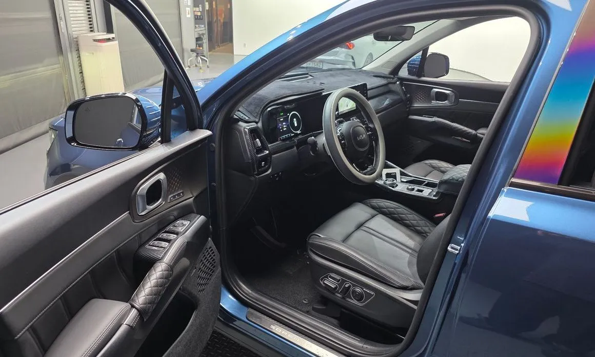 Kia Sorento — фото 6