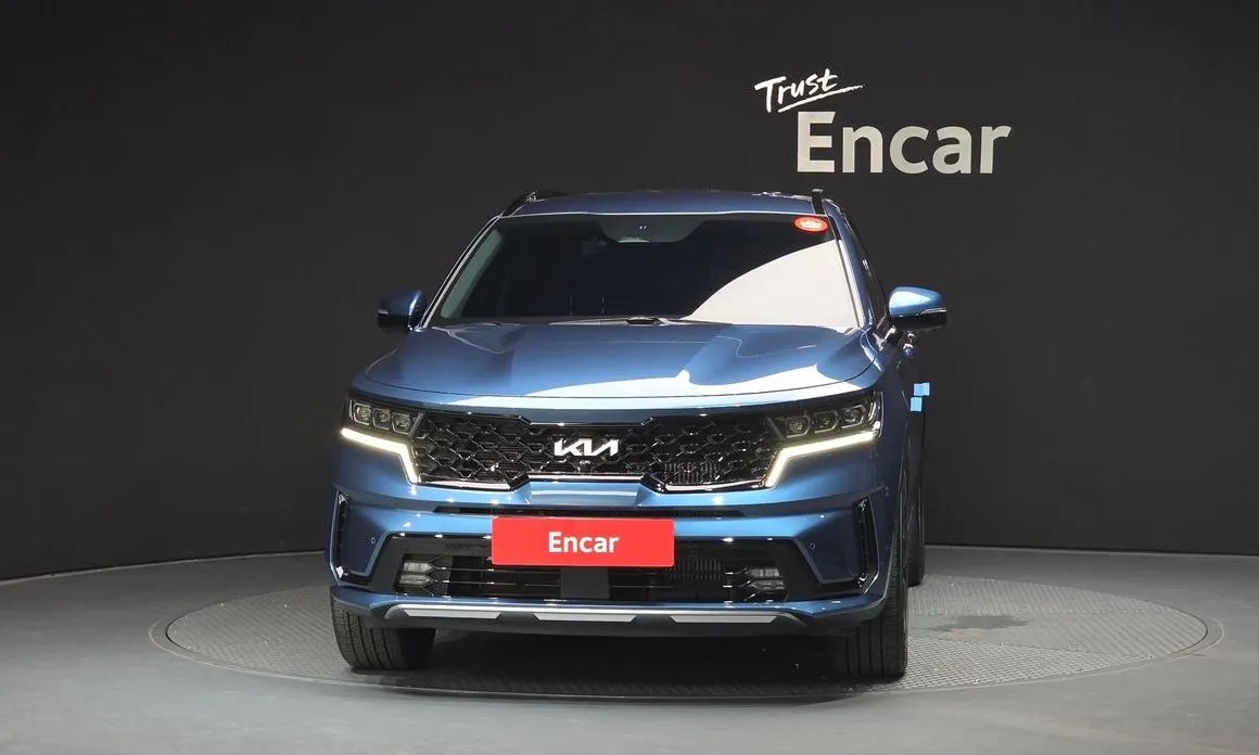 Kia Sorento — фото 7