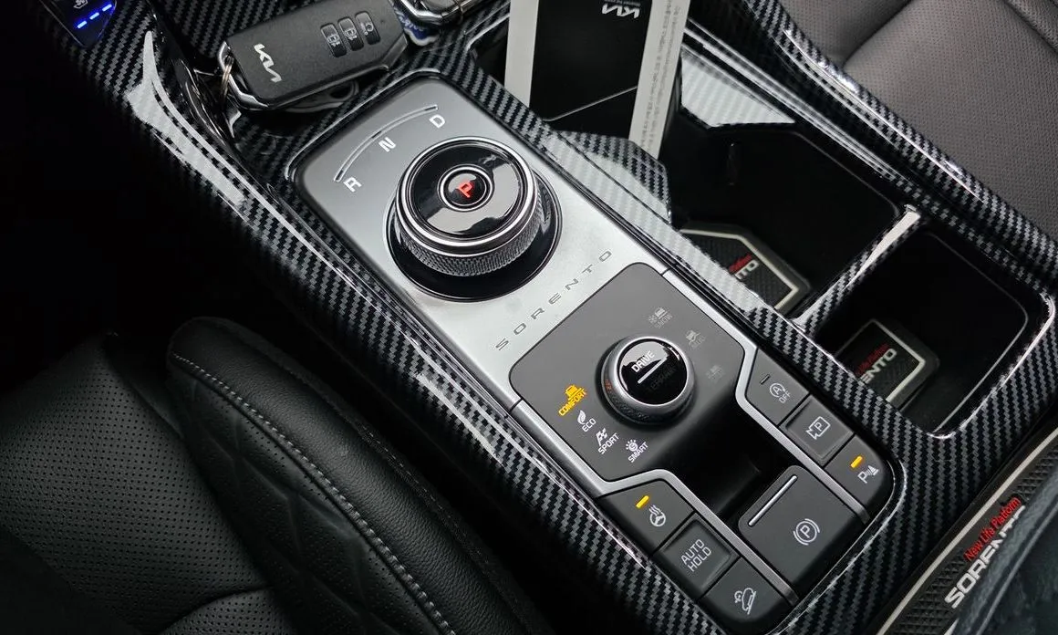 Kia Sorento — фото 10