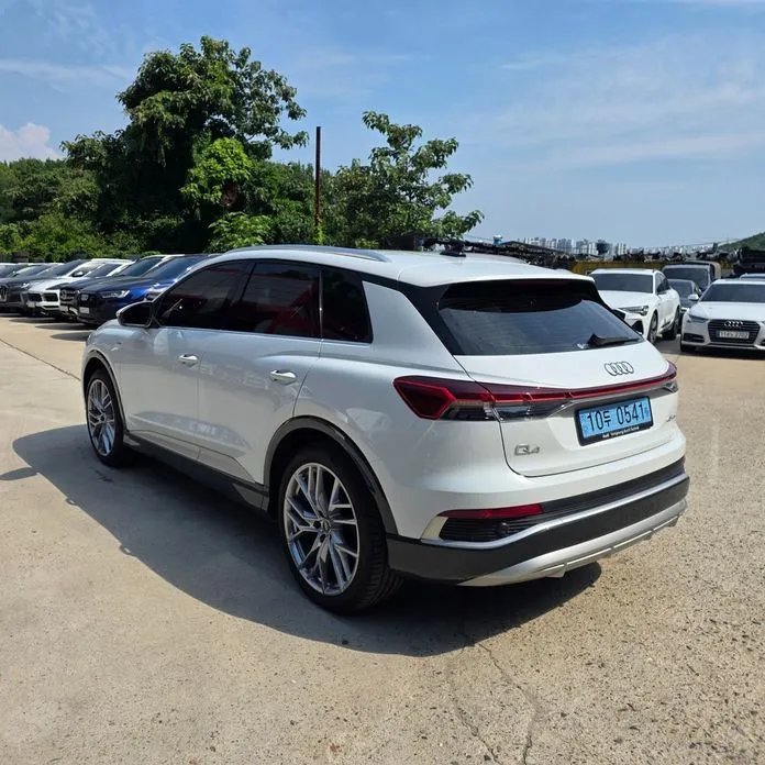 Audi Q4 e-tron 2025 из KR, фото 9
