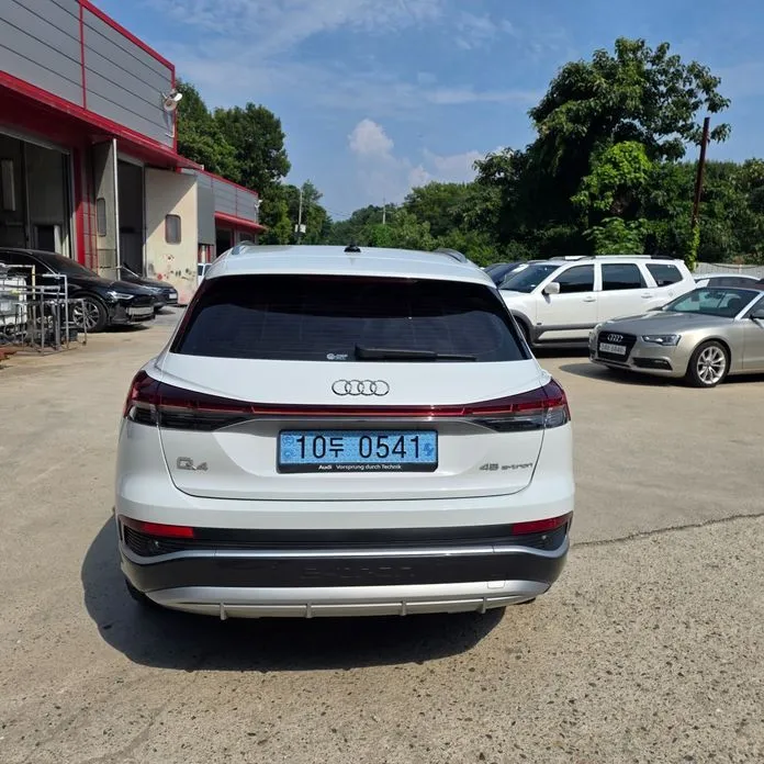 Audi Q4 e-tron 2025 из KR, фото 10