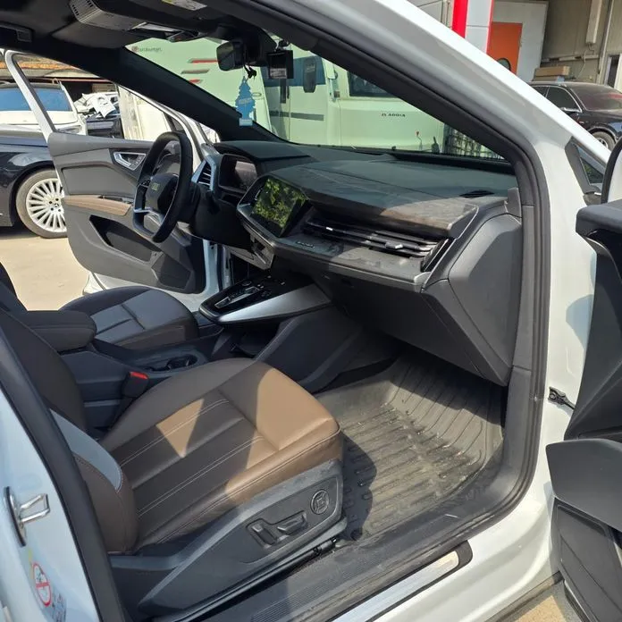 Audi Q4 e-tron 2025 из KR, фото 4