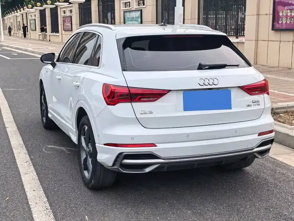 Audi Q3 — фото 2