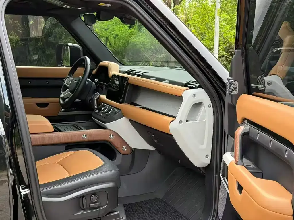 Land Rover Defender — фото 5