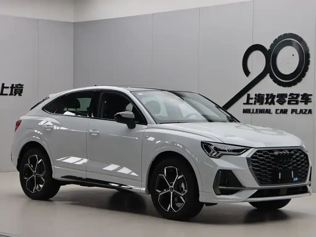 Audi Q3 Sportback — фото 1