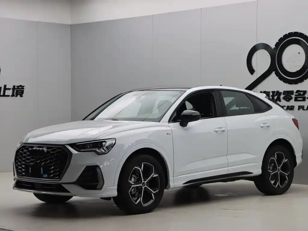 Audi Q3 Sportback — фото 6