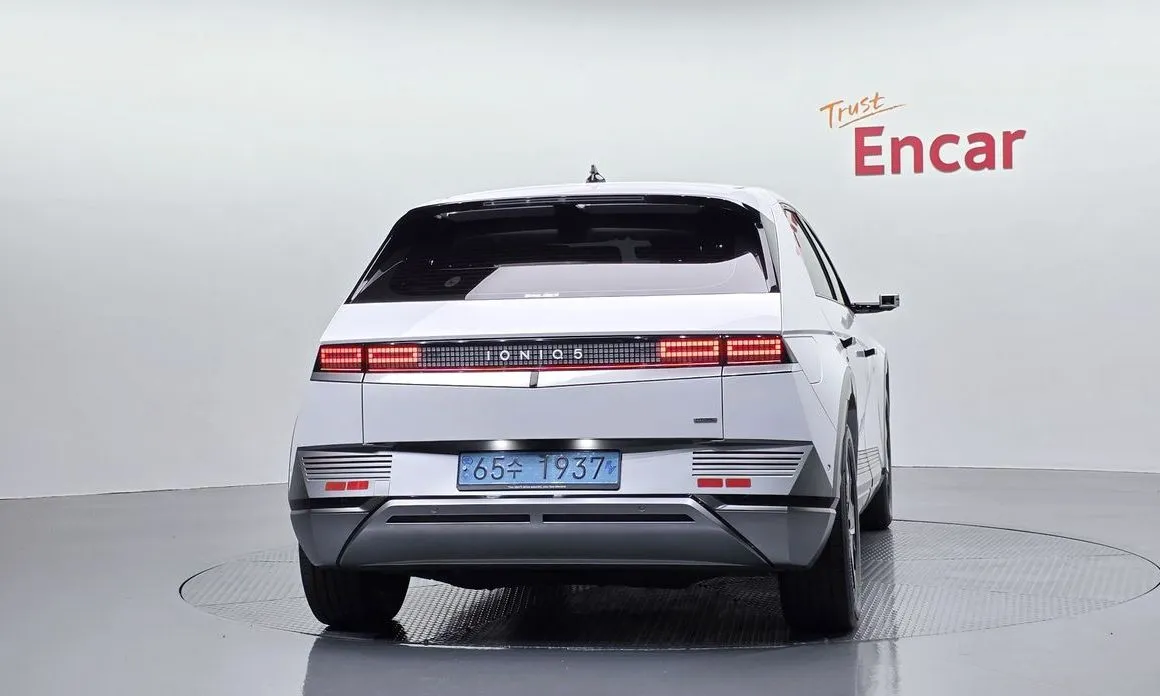 Hyundai Ioniq5 — фото 2