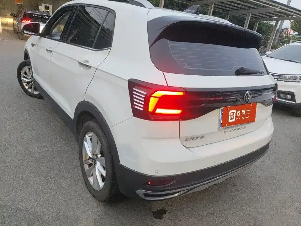Volkswagen T-Cross — фото 2