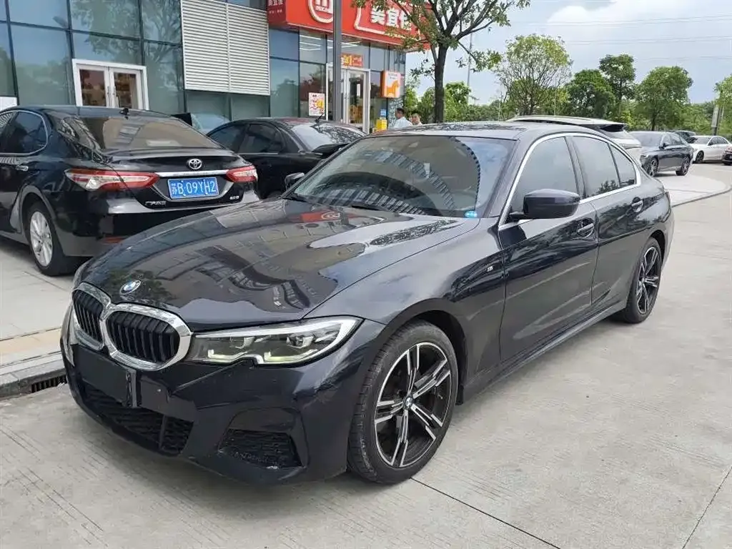 BMW 3 Series — фото 1