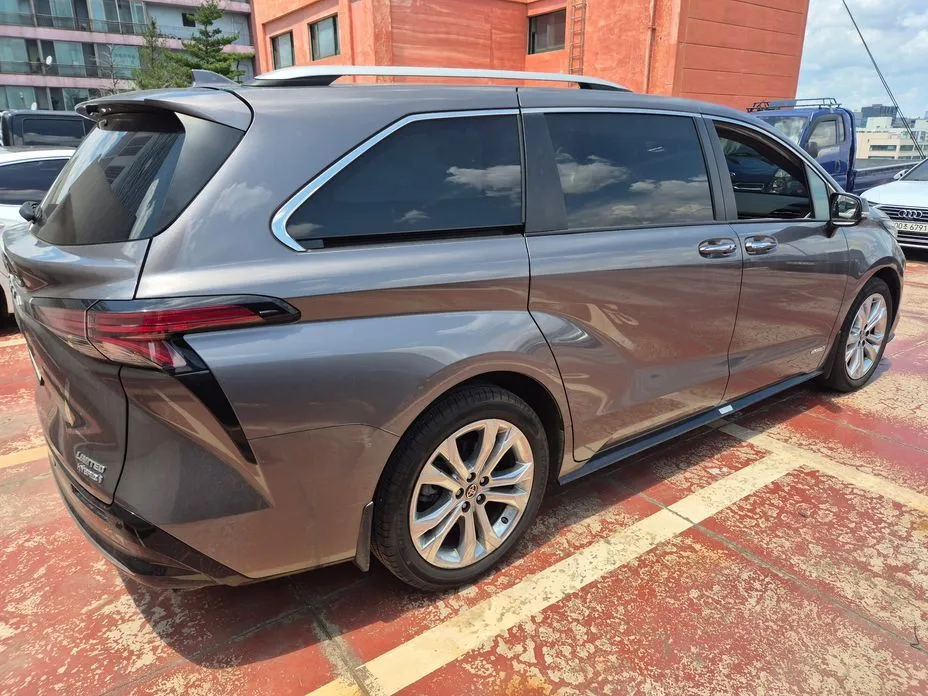 Toyota Sienna 2021 из KR, фото 7