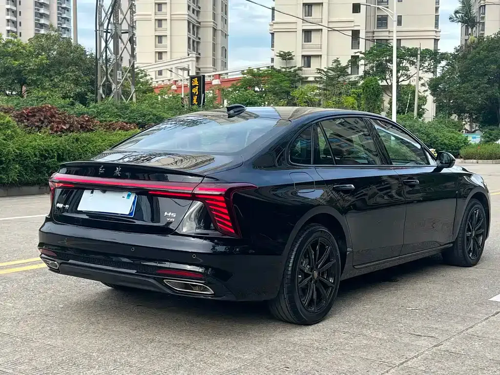 Hongqi H5 — фото 10