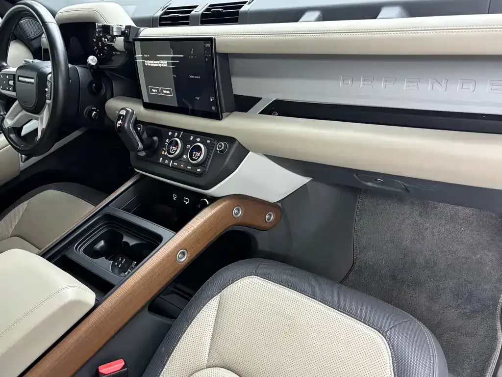 Land Rover Defender — фото 3