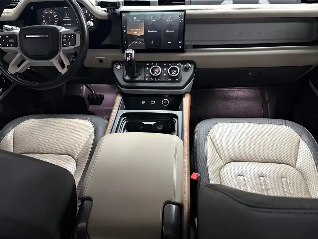 Land Rover Defender — фото 6
