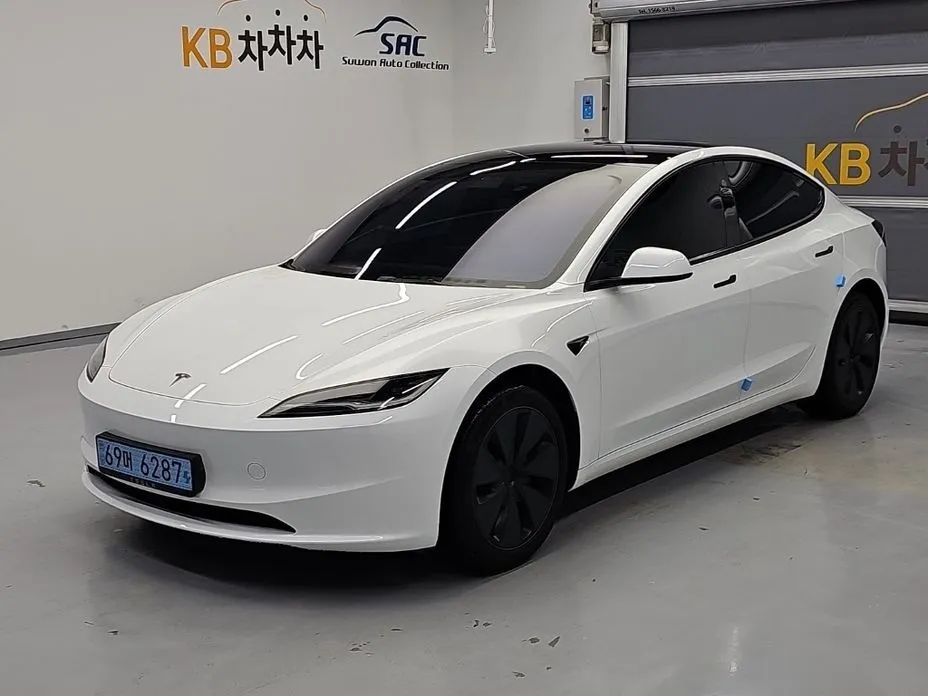 Tesla Model 3 — фото 1