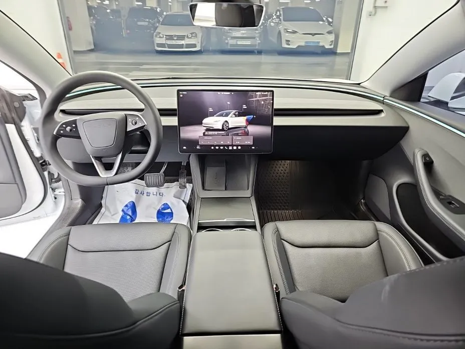 Tesla Model 3 — фото 2