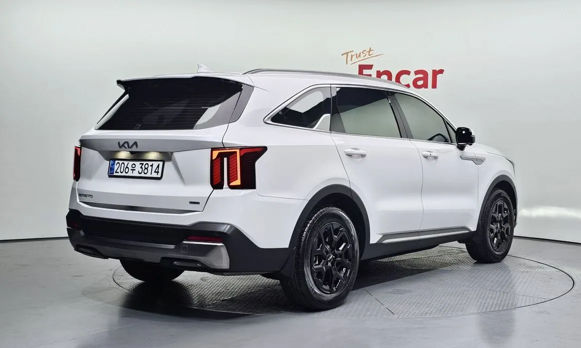 Kia Sorento — фото 3