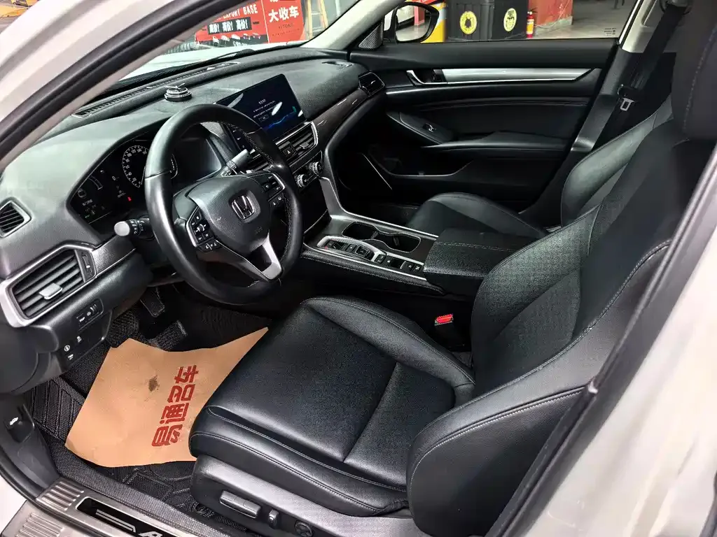 Honda Accord — фото 2