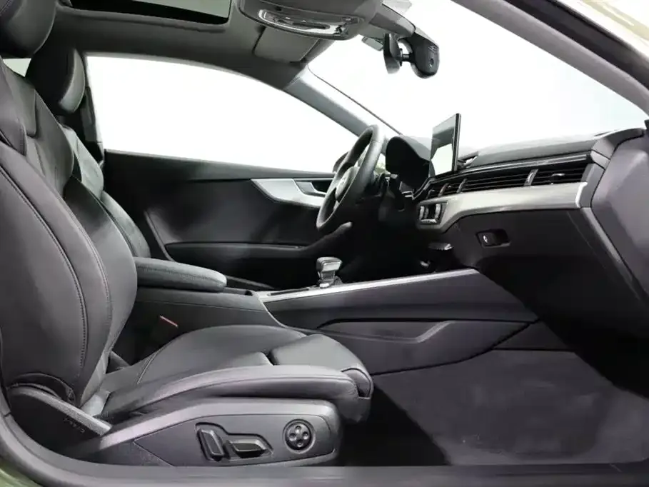 Audi A5 (Import) — фото 2