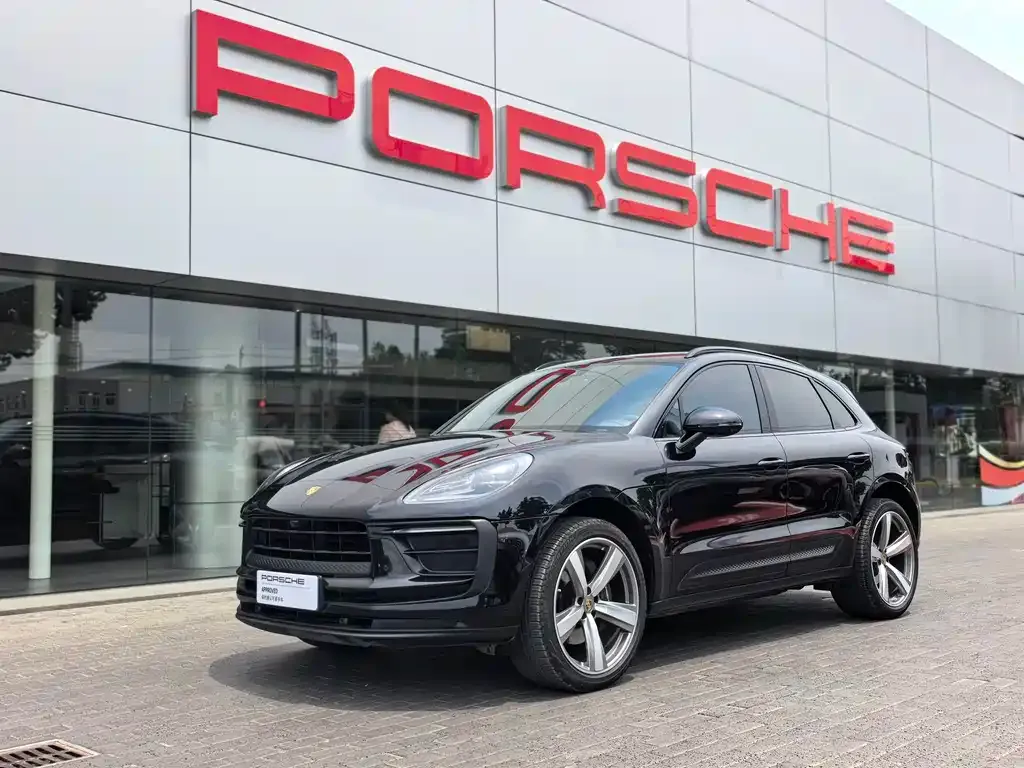 Porsche Macan — фото 1