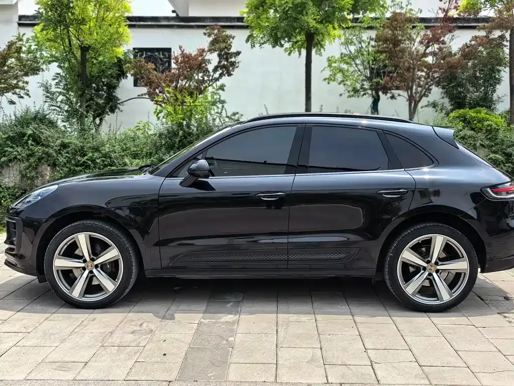 Porsche Macan — фото 10