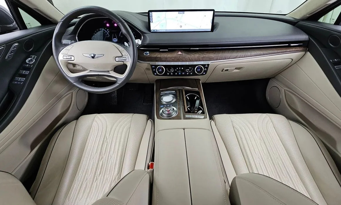 Genesis G80 — фото 10