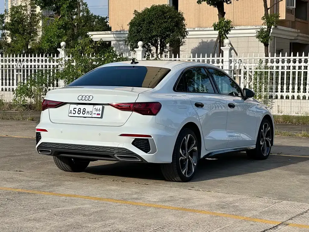 Audi A3 — фото 9