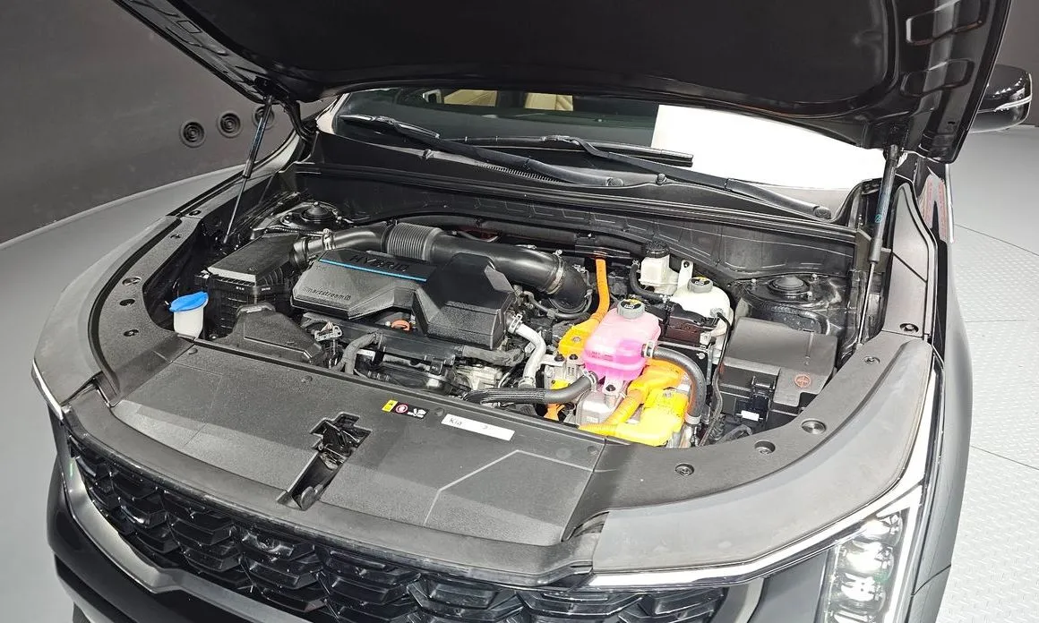 Kia Sorento — фото 9