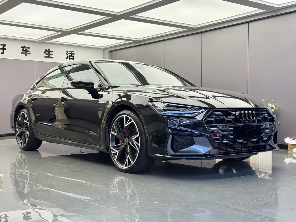 Audi A7L — фото 5