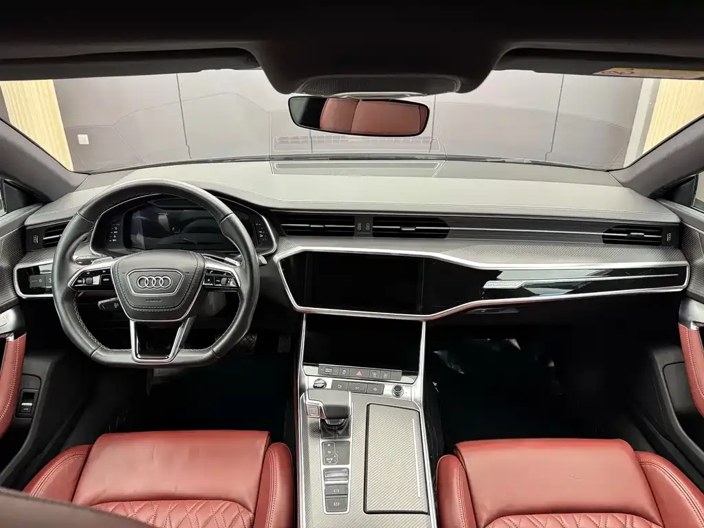 Audi A7L — фото 8
