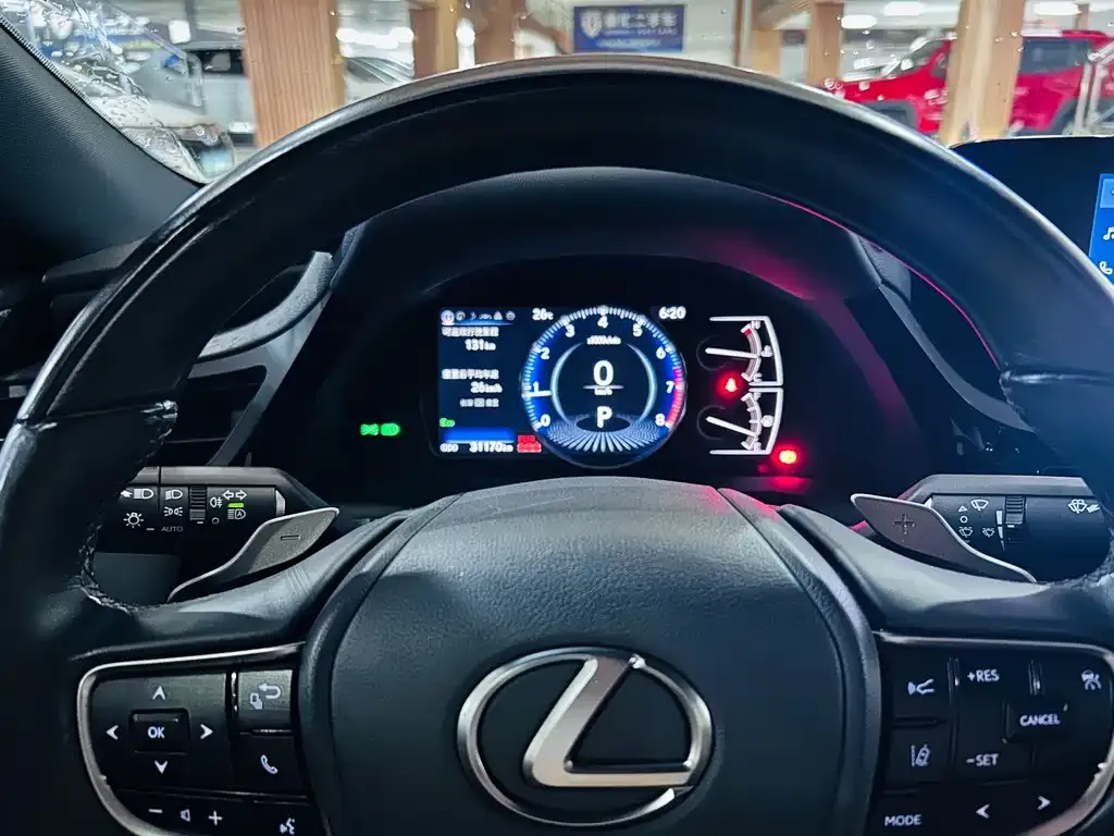 Lexus ES — фото 6