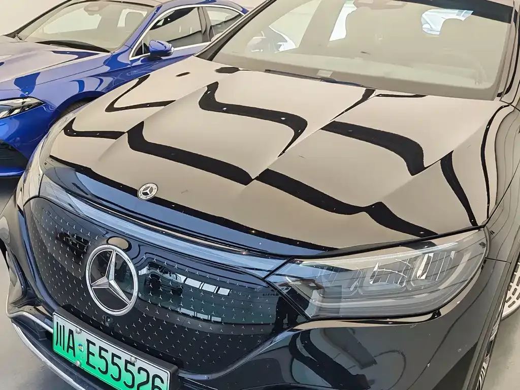 Mercedes-Benz EQE SUV — фото 2