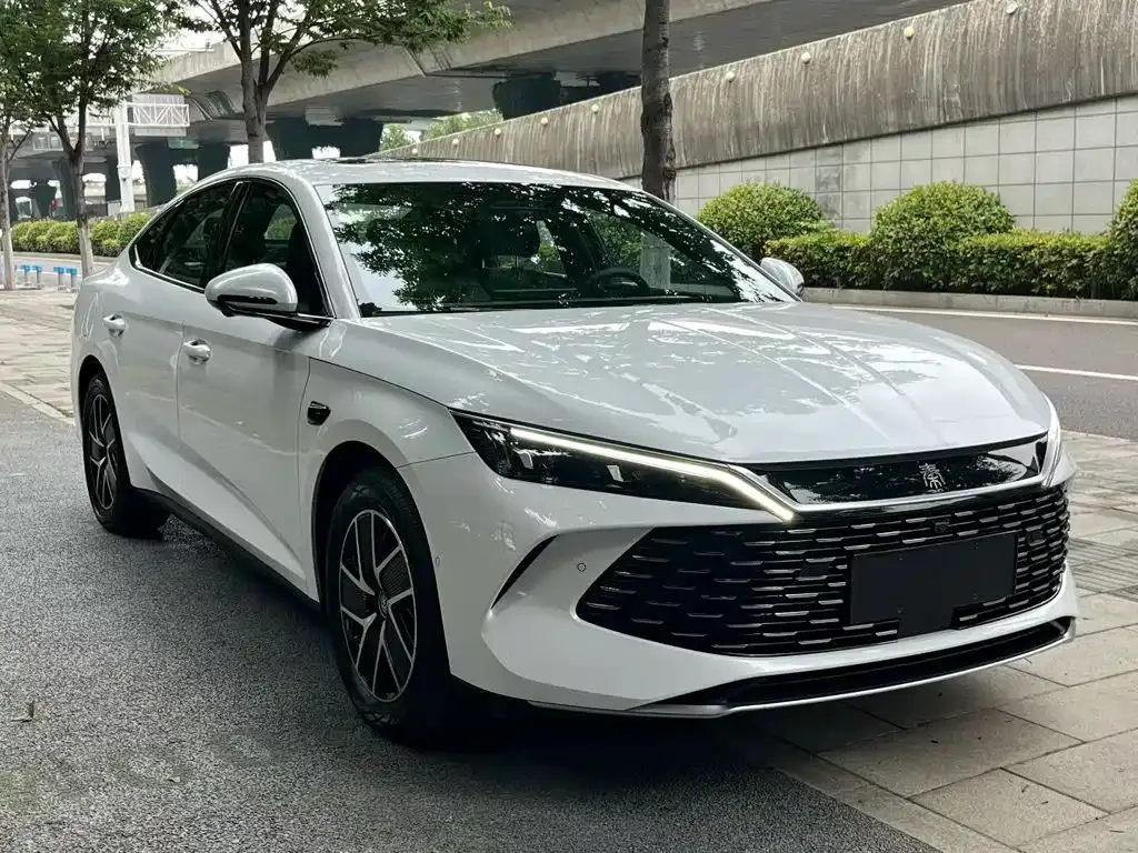 BYD Qin L — фото 7