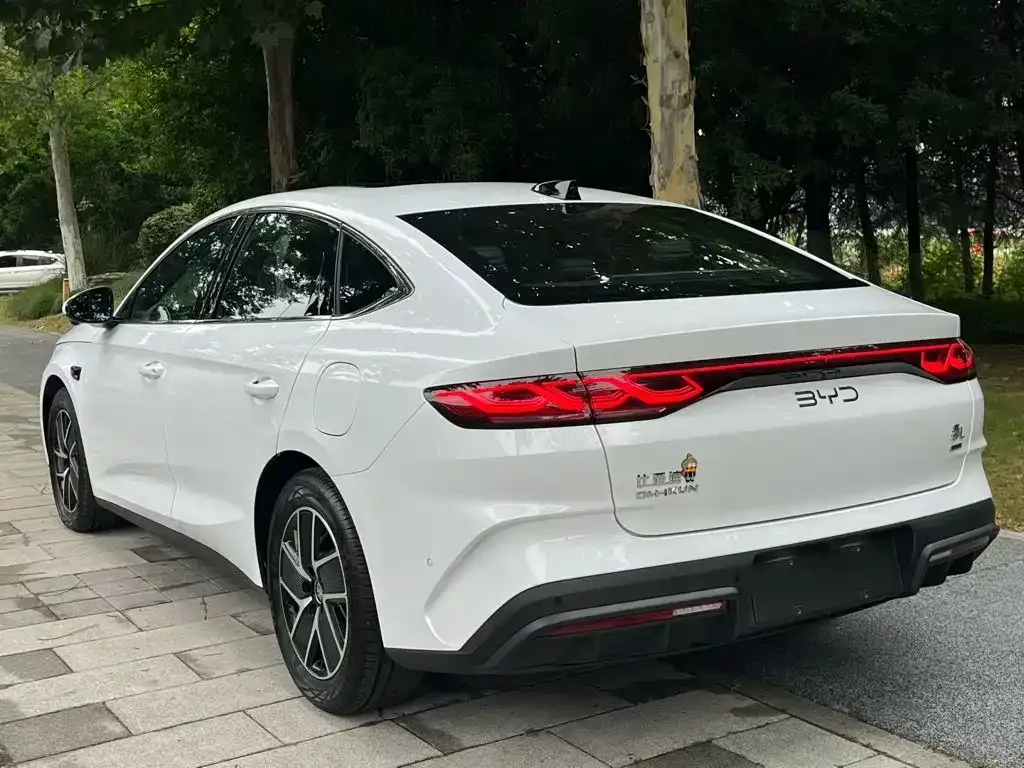 BYD Qin L — фото 3