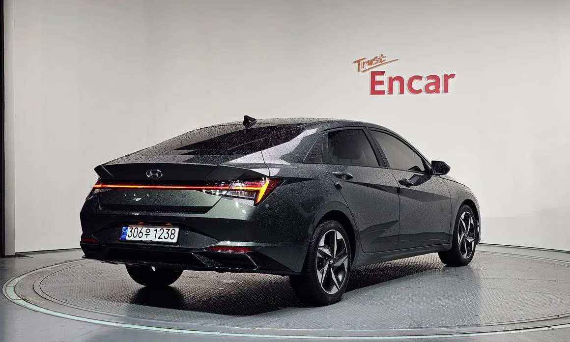 Hyundai AVANTE — фото 2