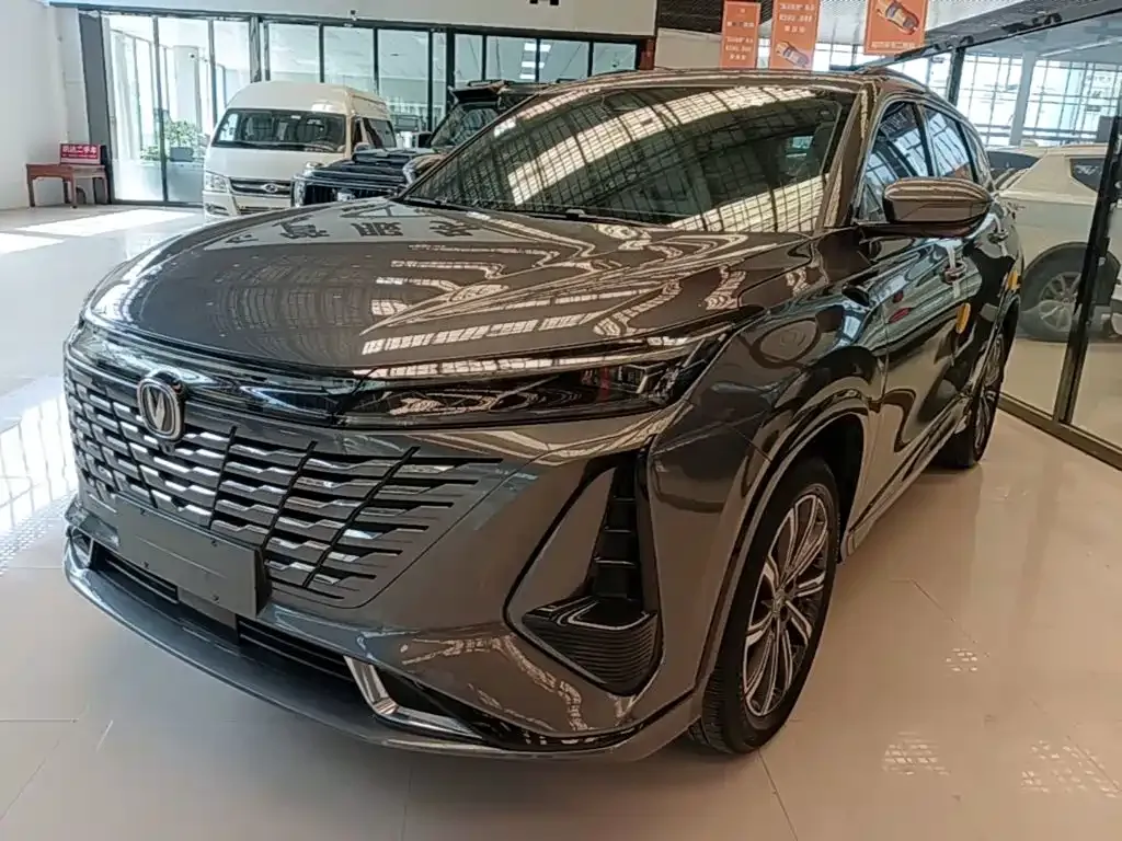 Changan CS75PLUS — фото 2