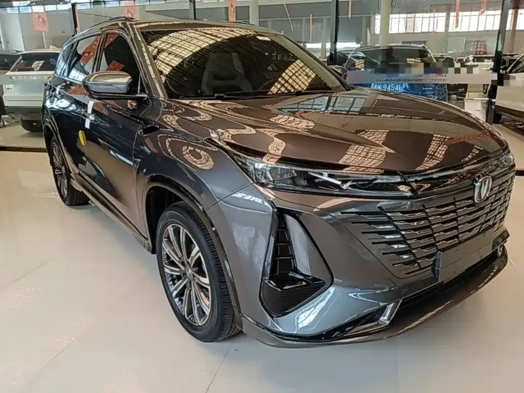 Changan CS75PLUS — фото 10