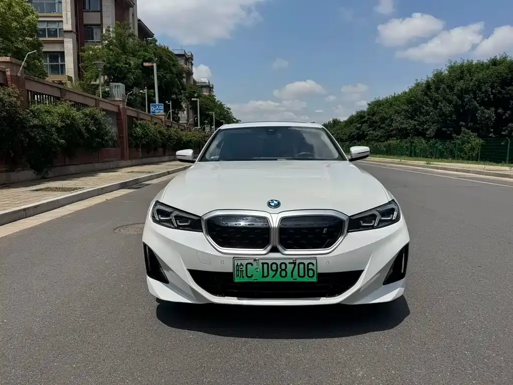 BMW i3 — фото 10
