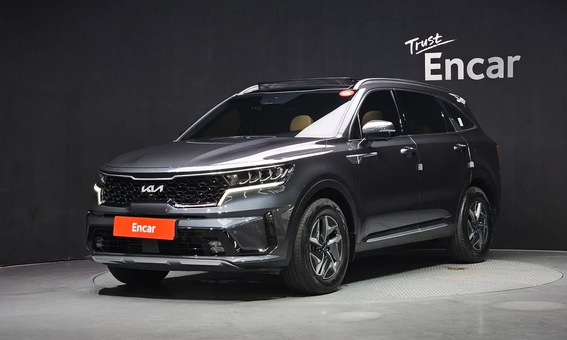 Kia Sorento — фото 1