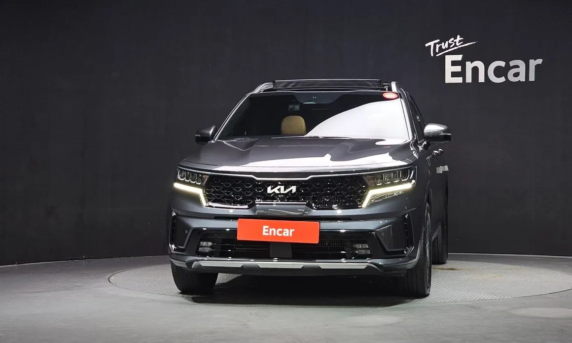 Kia Sorento — фото 10