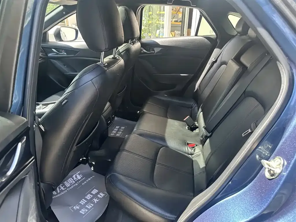 Mazda CX-4 — фото 4