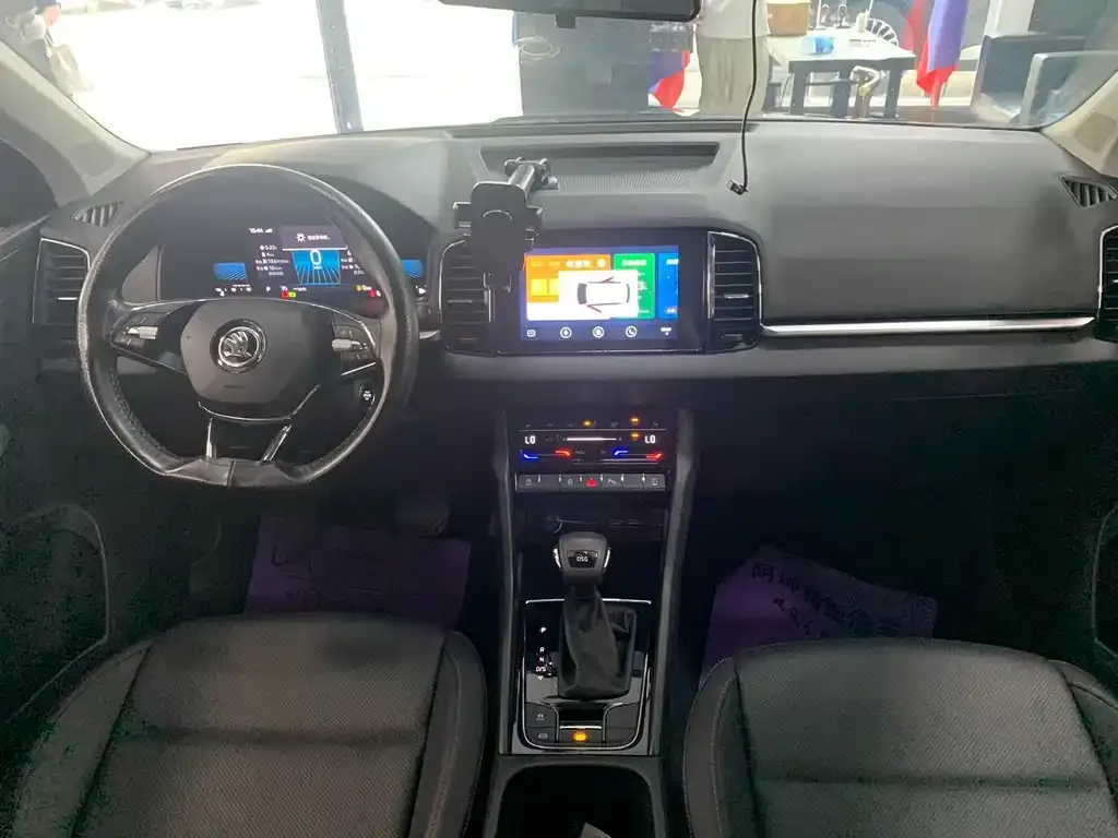 Skoda Karoq — фото 5