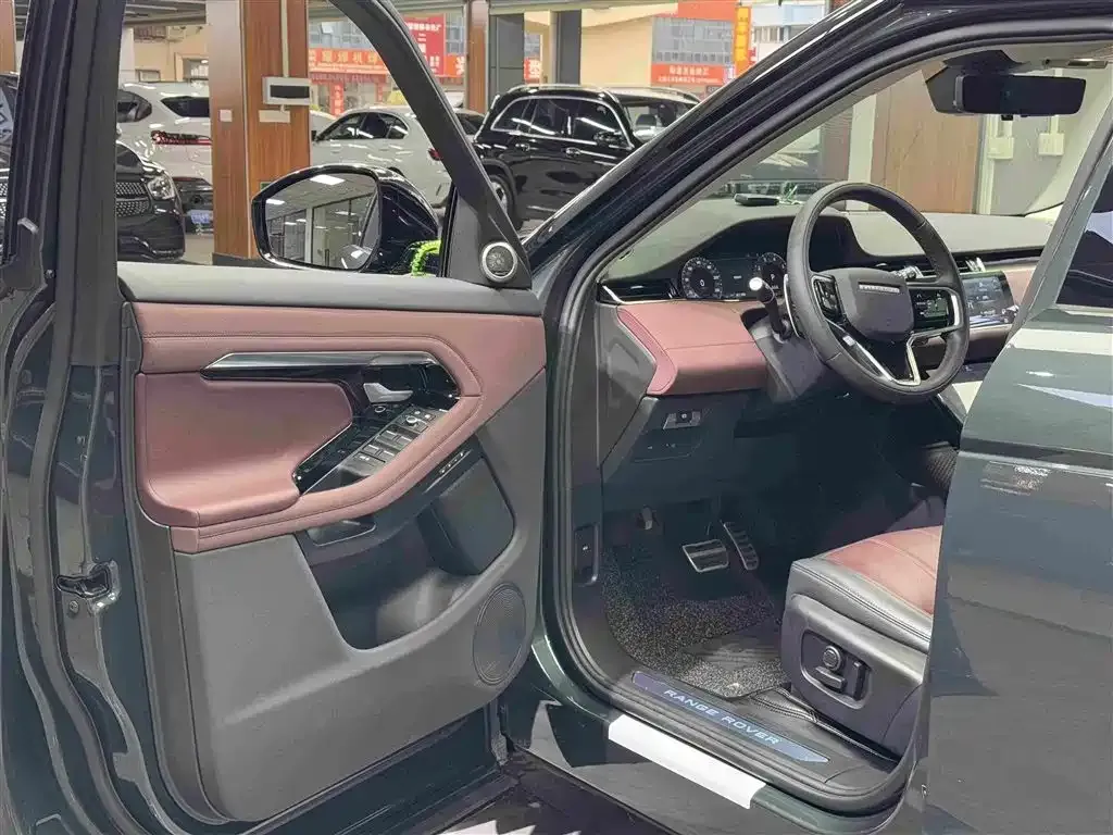 Land Rover Evoque — фото 9