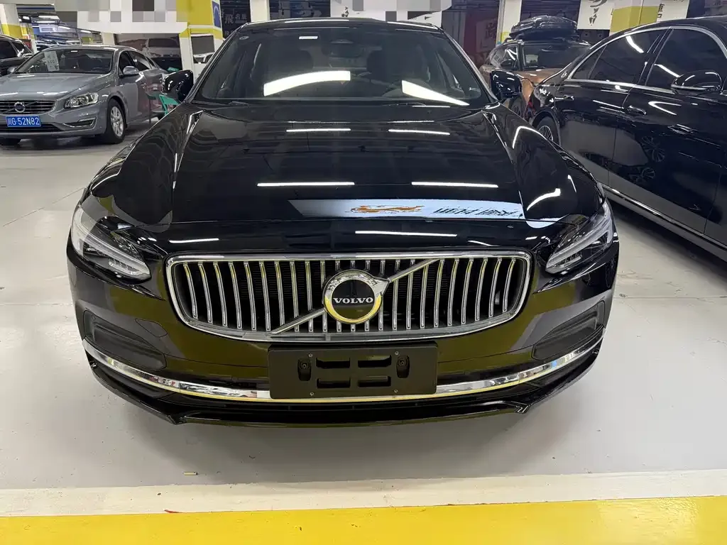Volvo S90 — фото 10