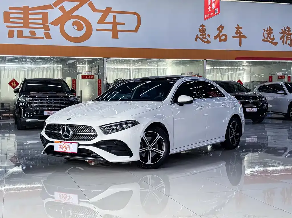 Mercedes-Benz A-Class — фото 1