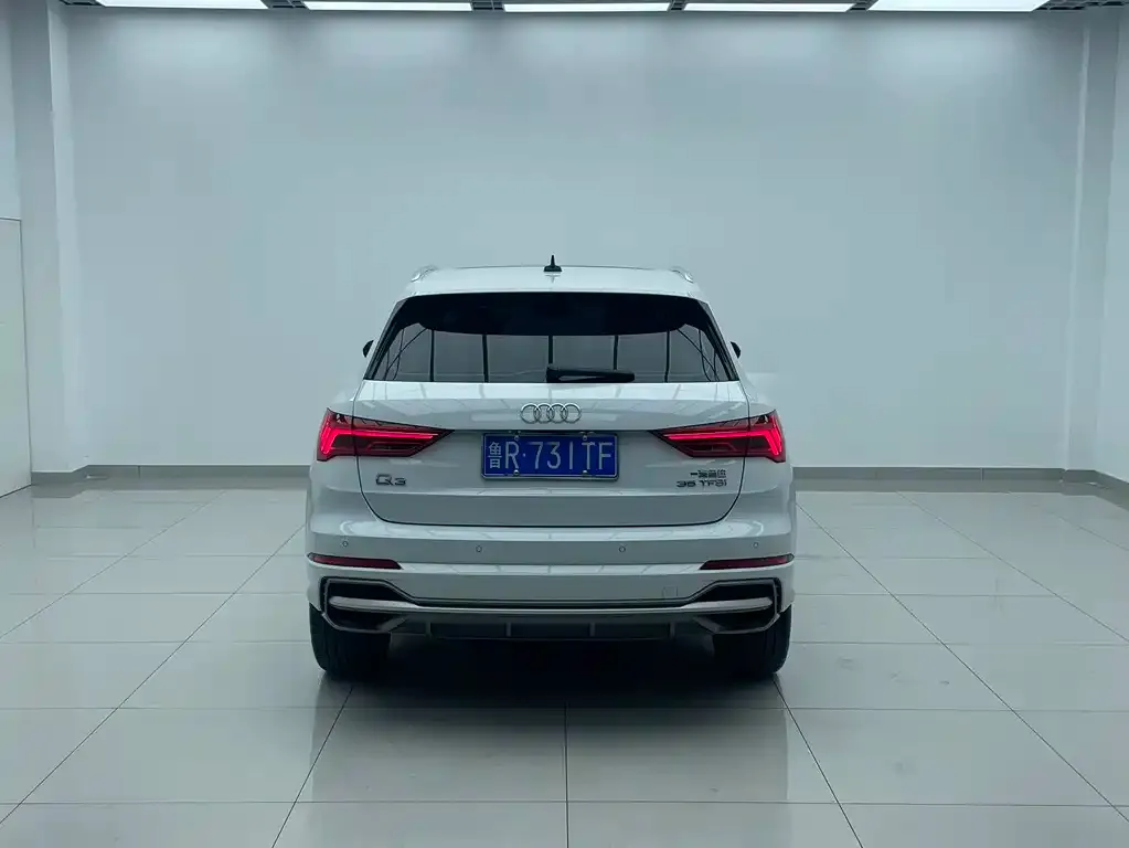 Audi Q3 — фото 3