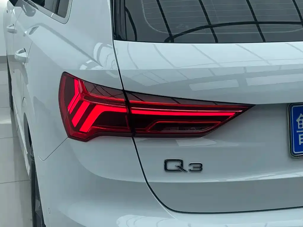 Audi Q3 — фото 4
