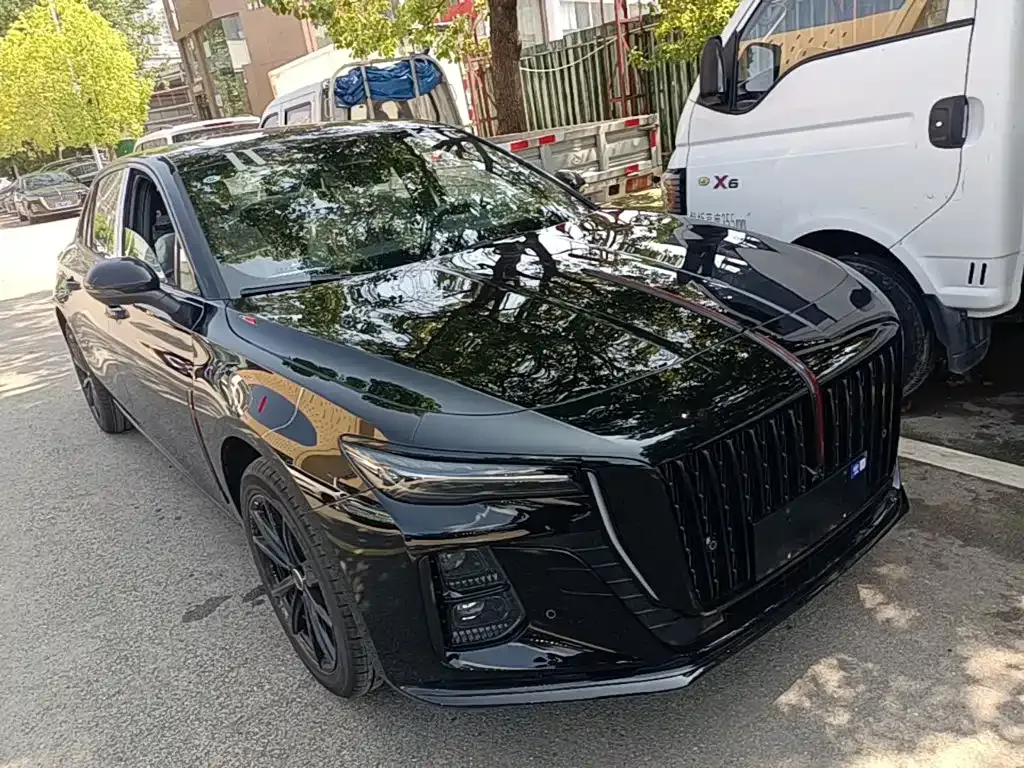 Hongqi H5 — фото 10