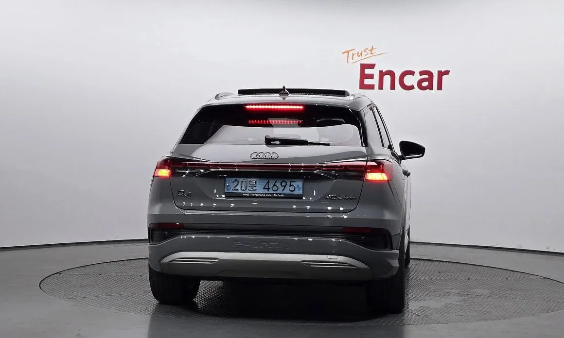 Audi Q4 e-tron 2023 из KR, фото 9